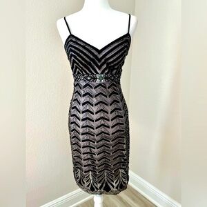 Y2K SUE WONG EMBELLISHED SLEEVELESS V-NECK BLACK /PLATINUM sz 4